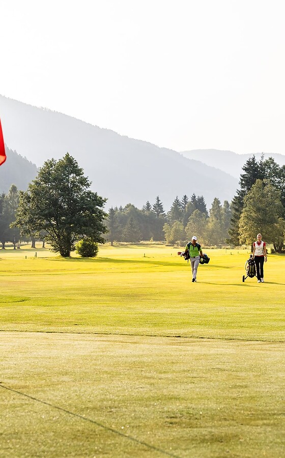 Am Green in der Golf-Arena Bad Kleinkirchheim